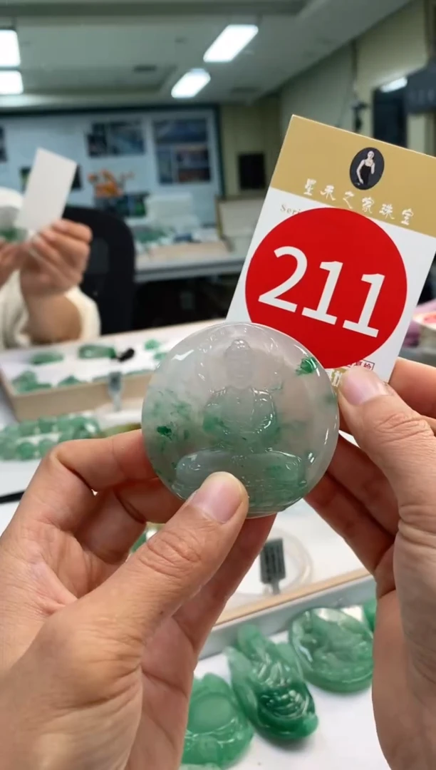 颈饰未镶嵌石英质玉佛+211