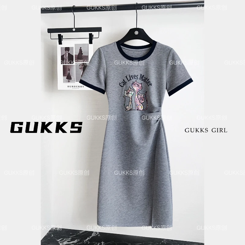 GUKKS/2025夏款猫咪图案撞色领口装饰ins风休闲显瘦连衣裙GK628