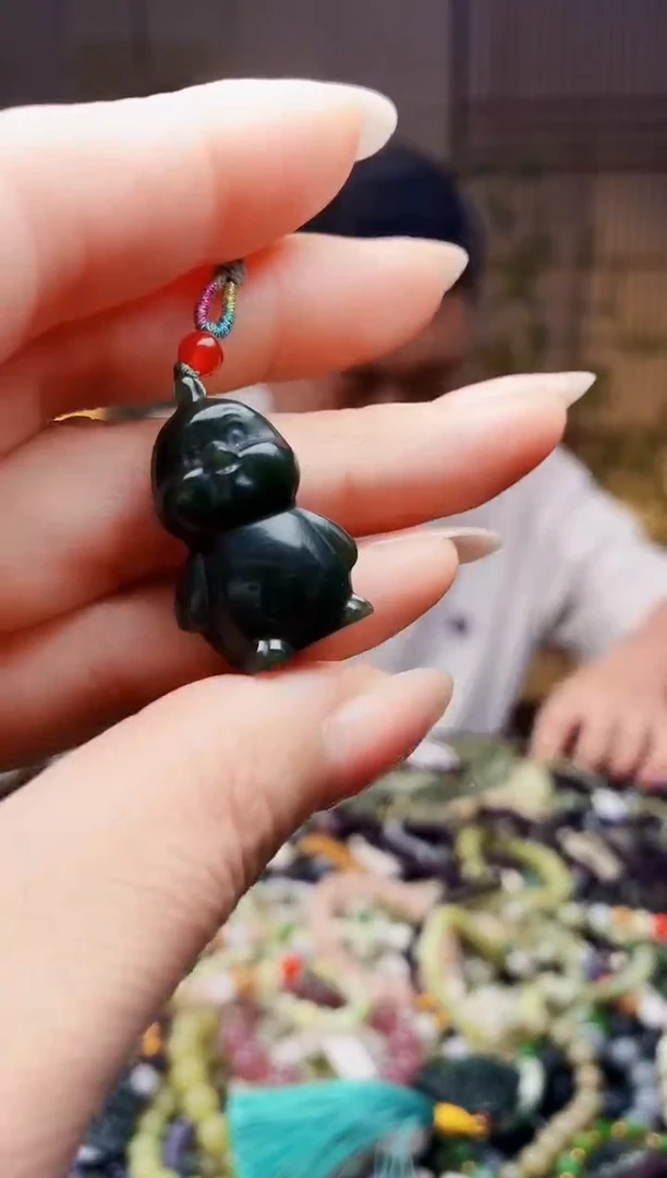 颈饰未镶嵌和田玉多样性发货，拍一发一