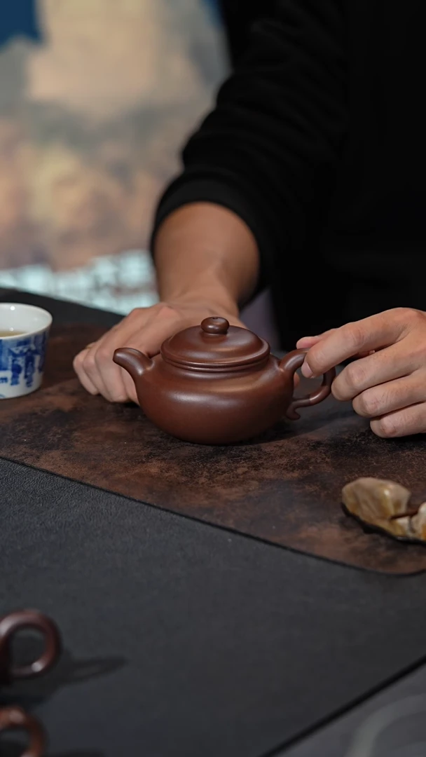 【闪购商品】紫砂茶壶仿古 紫泥 240cc 邵勇