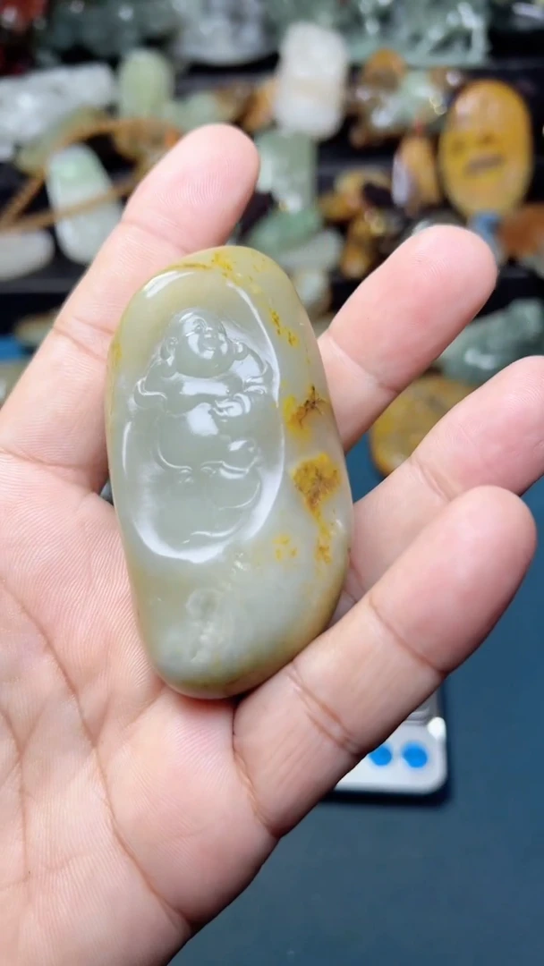 未镶嵌和田玉把件-