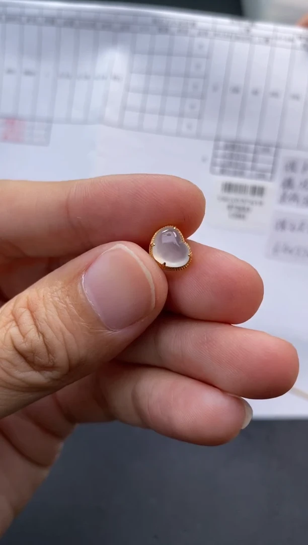 18K金镶嵌挂件翡翠?****w不退不换 无鉴赏期