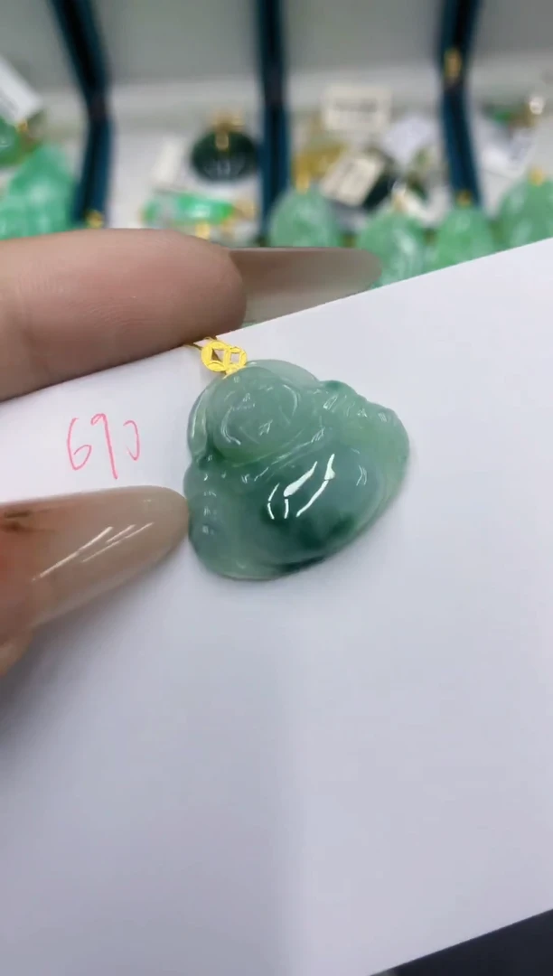颈饰18K金镶嵌翡翠111111