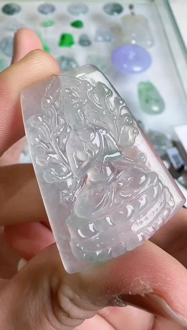 【闪购商品】翡翠吊坠(不含链)未镶嵌