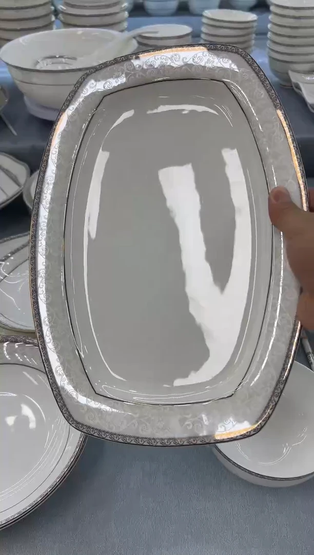 骨瓷玲珑12方鱼1个