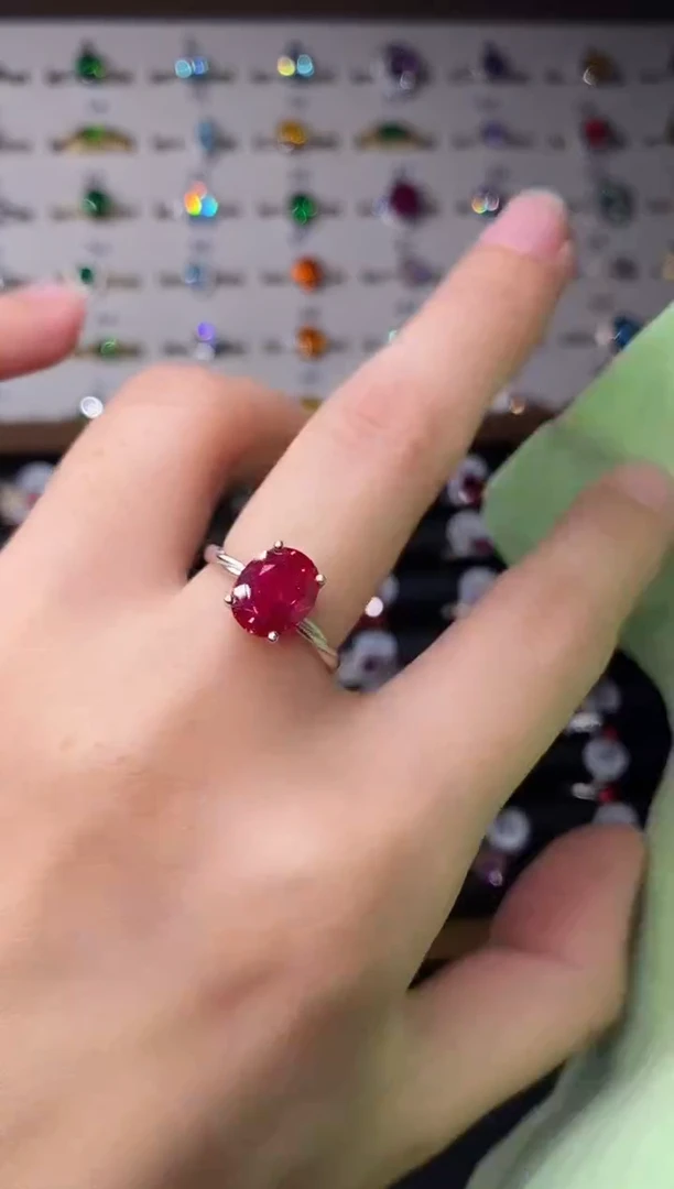 5克拉红宝石（处理）欧美风戒指