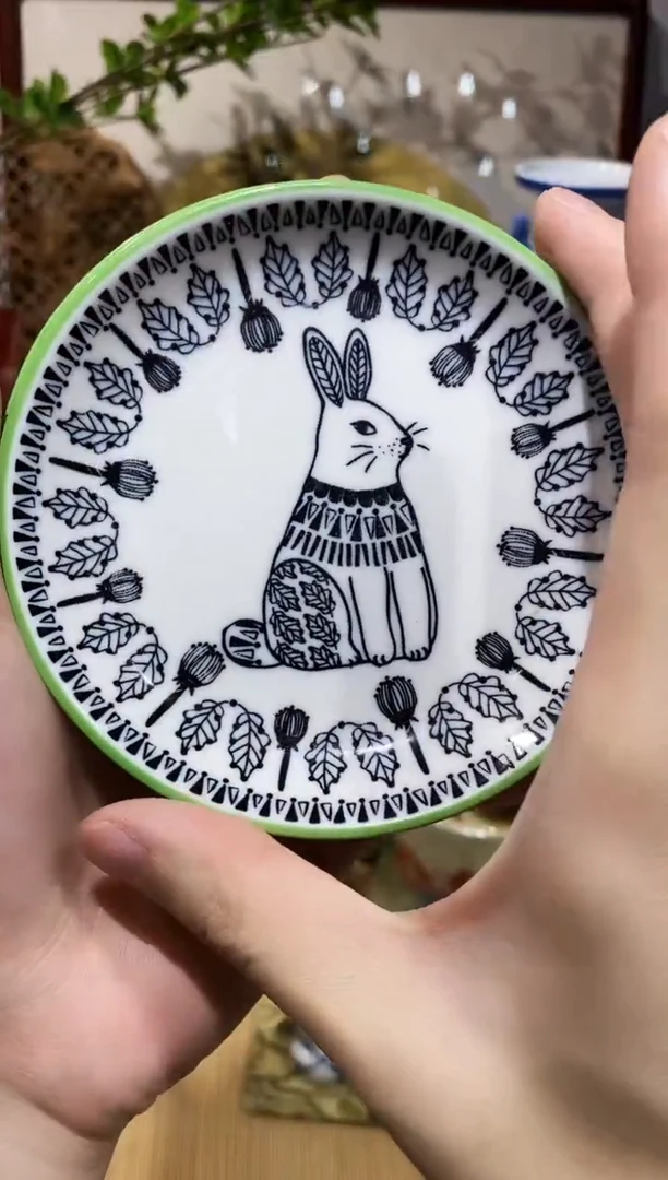 全品手绘猫咪瓷盘