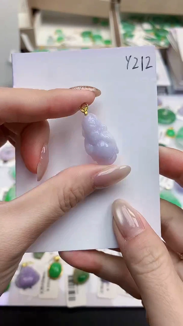 颈饰未镶嵌翡翠天然缅甸A货翡翠