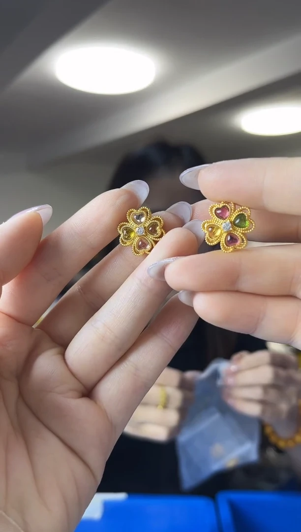 18K金镶嵌·碧玺（多样性发一件）