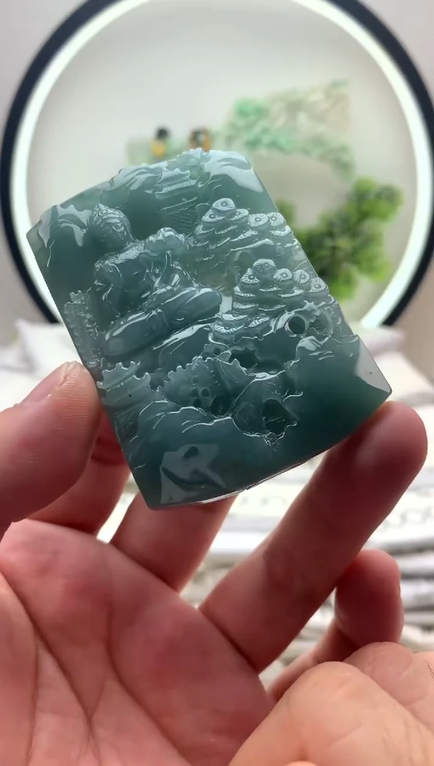颈饰未镶嵌翡翠大势至