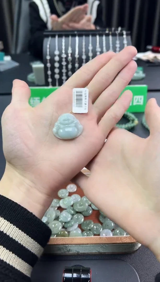 颈饰未镶嵌翡翠挂件H0030（多件发其一）