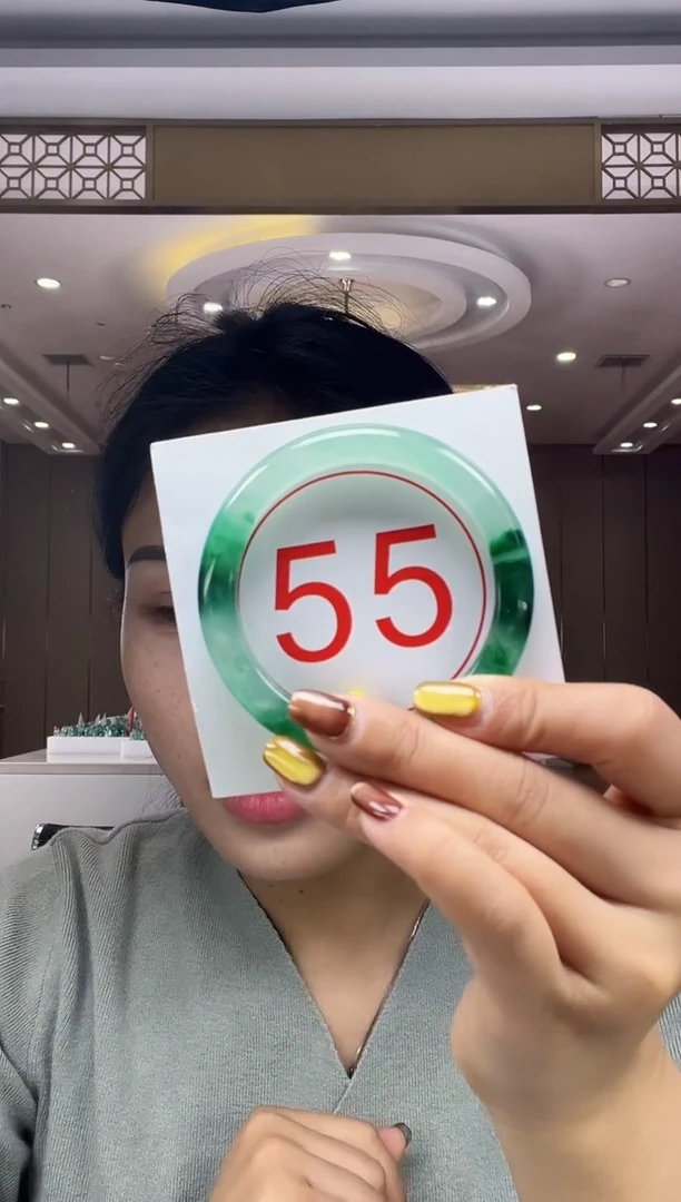 未镶嵌手镯石英质玉5