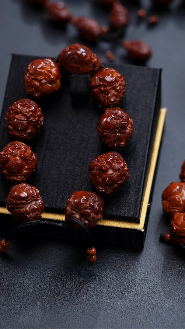 手串橄榄核财神爷