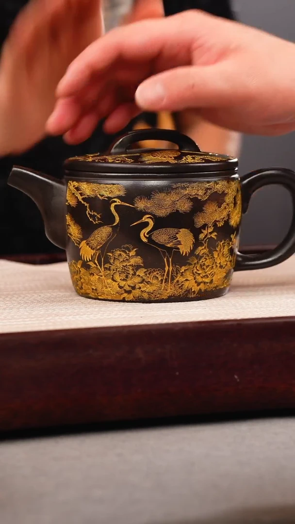 茶壶紫砂石黄 汉瓦 仙鹤 描金