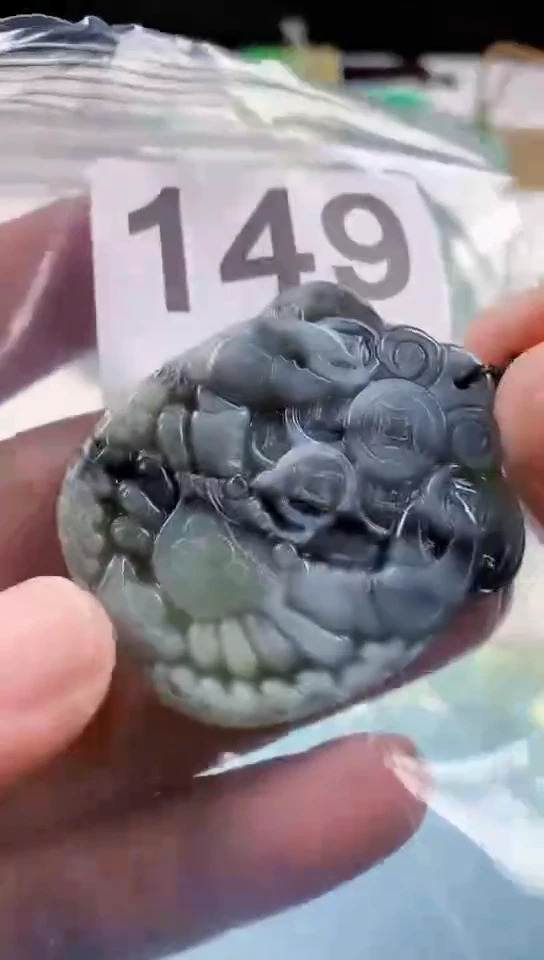 【闪购商品】翡翠挂件未镶嵌天然翡翠吊坠挂件