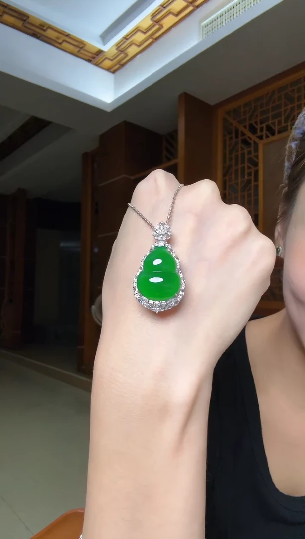 吊坠(不含链)18K金镶嵌翡翠天然翡翠吊坠