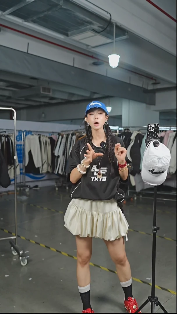 YKYB羽绒服短款S码