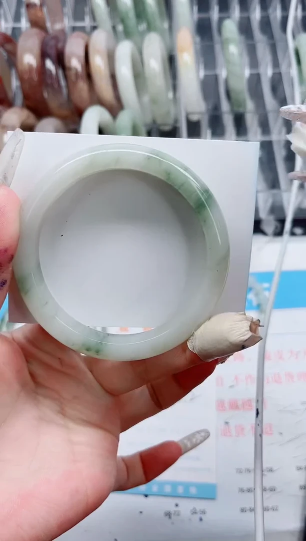 【闪购商品】石英质玉手镯未镶嵌A346-60.2