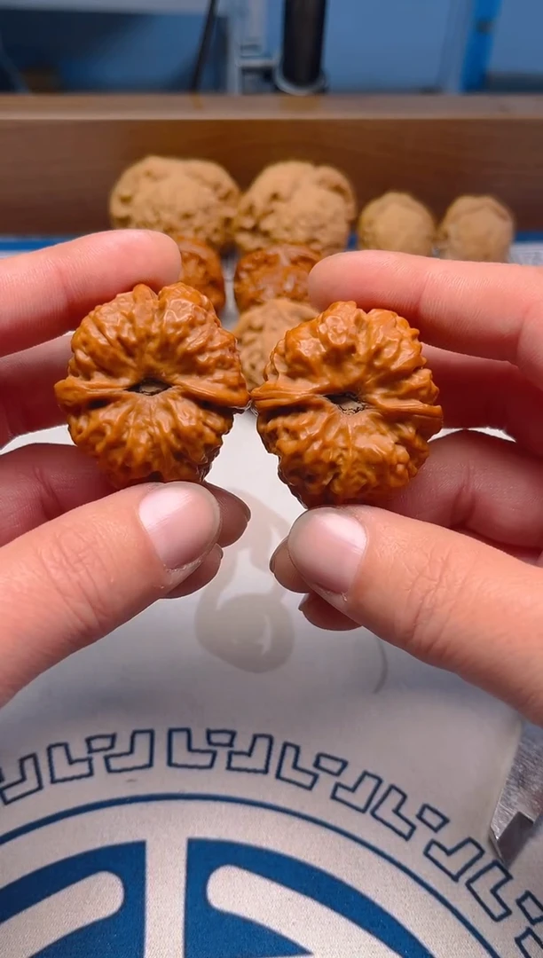 【闪购商品】文玩核桃把件38蛤蟆