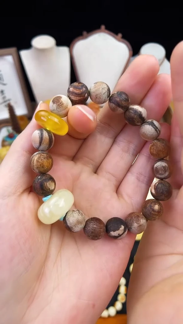 琥珀未镶嵌珠宝奇石柒月