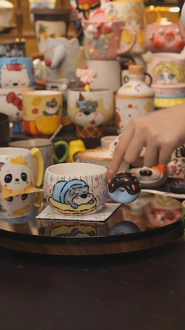景德镇釉下彩绘设计师款式陶瓷