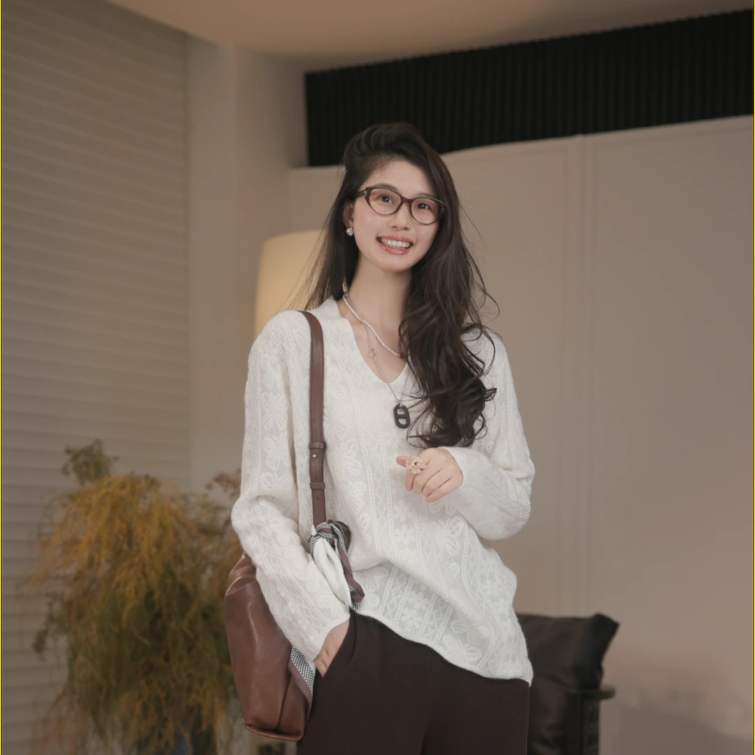 IM SO FANCY松弛感V领复古套头毛衣SQ1736