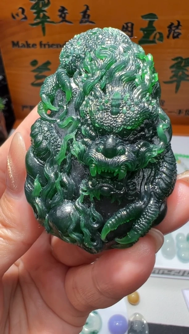 【闪购商品】定制翡翠未镶嵌63.8*40*18.1龙牌