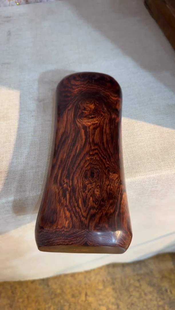 【闪购商品】香榧木黄花梨    木枕头   工艺品