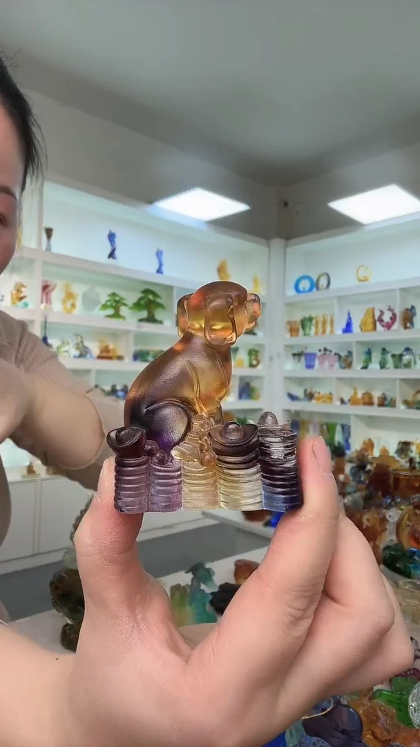 手工艺品琉璃狗狗