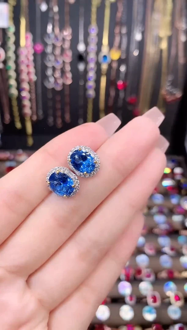 蓝宝石耳饰银S925镶嵌79银色