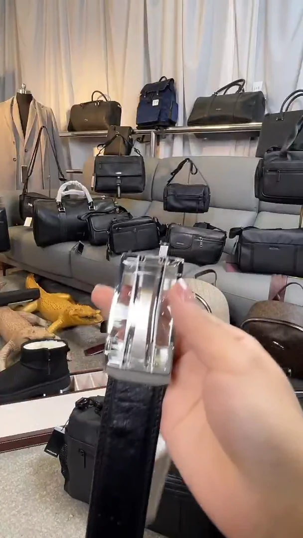 鸵鸟皮（革）韩爵绅士包包皮具608/长度120