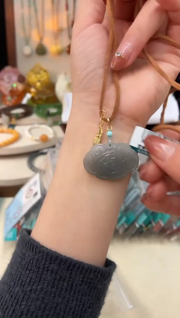 未镶嵌和田玉手饰@@B921D019355