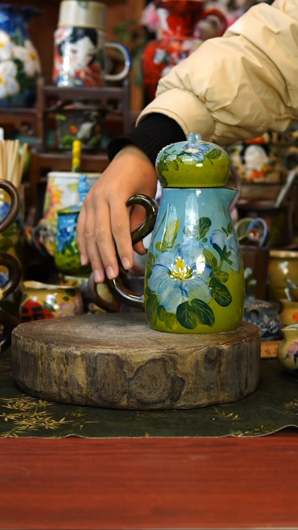 花瓶/杯子/碗微瑕102景德镇手工高温釉下彩