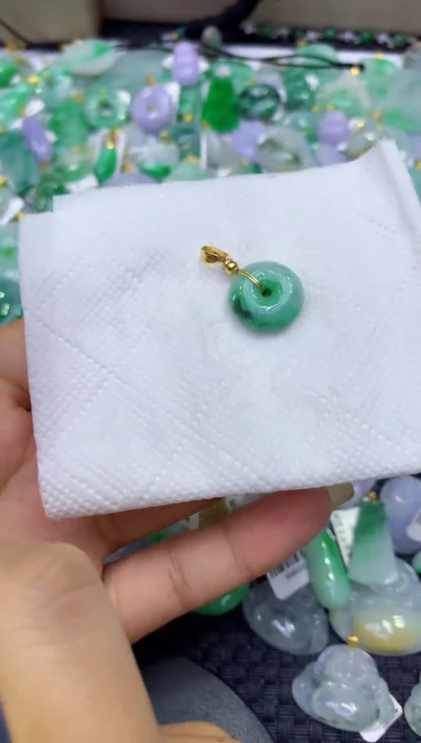 颈饰未镶嵌翡翠天然缅甸A货翡翠