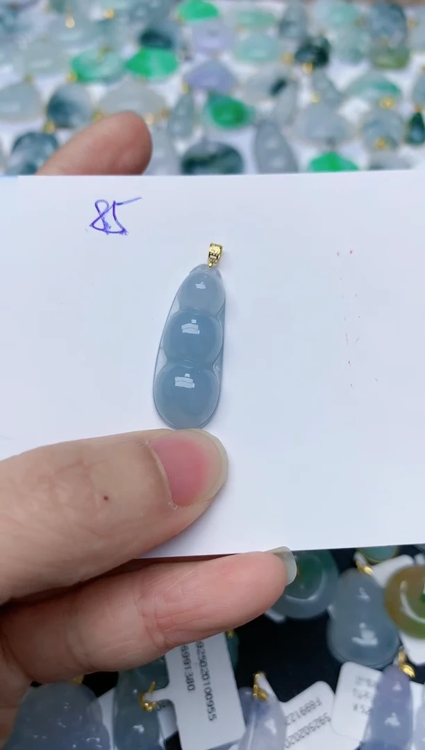 【闪购商品】翡翠颈饰18K金镶嵌天然翡翠A货    85