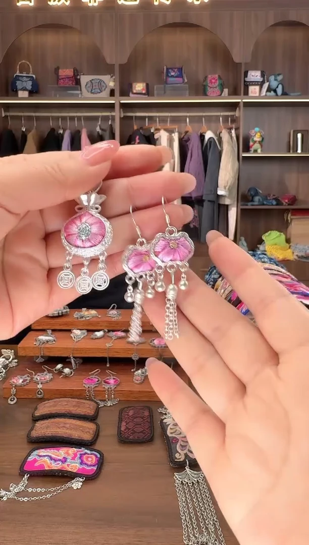 刺绣扶光苗绣传承30