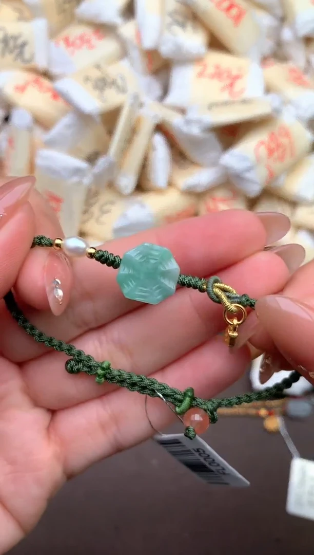 【闪购商品】翡翠手绳未镶嵌—