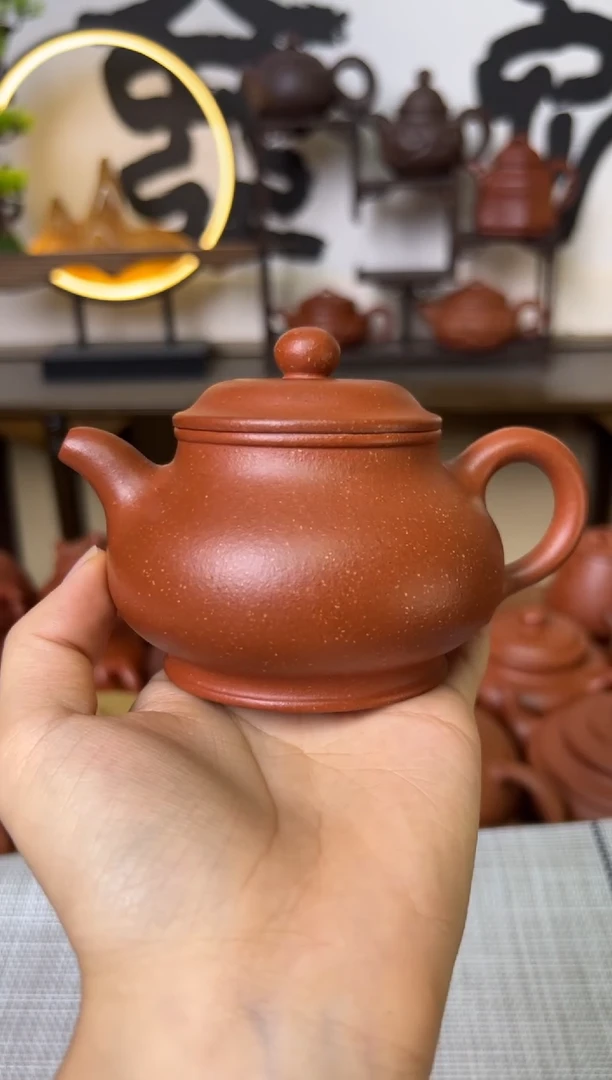 茶壶段泥红降坡潘壶190CC-甘来兵