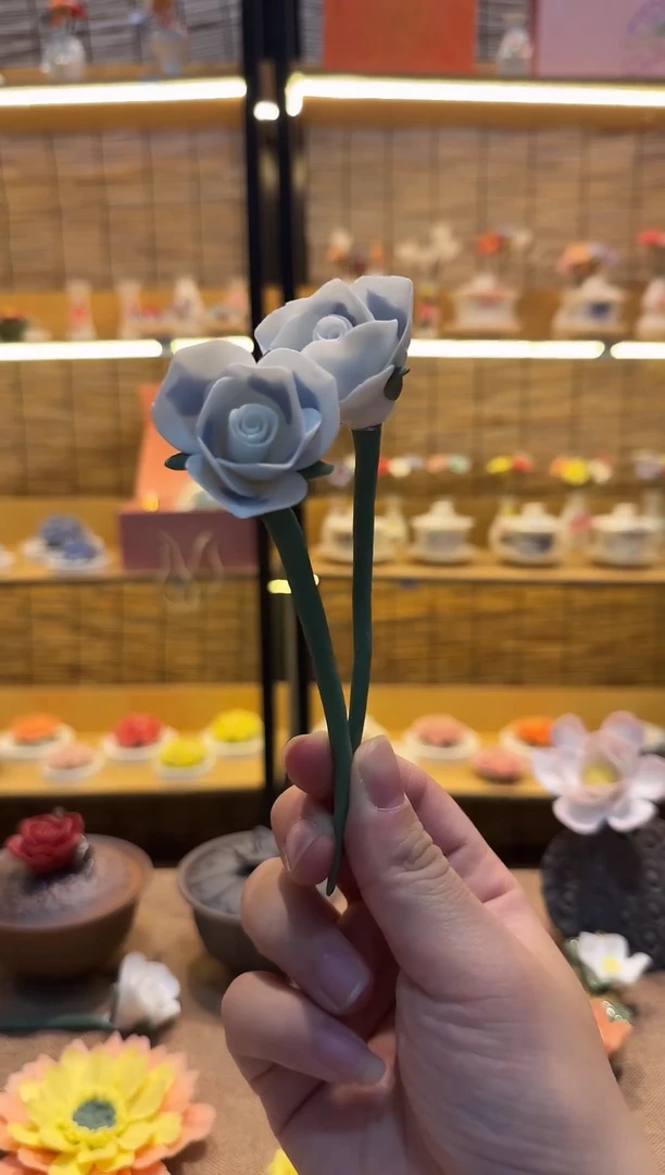 陶瓷陶瓷手捏花