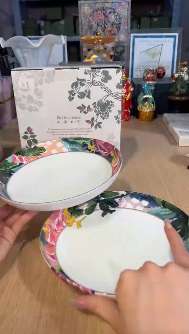 【闪购商品】杯71油画深盘套二