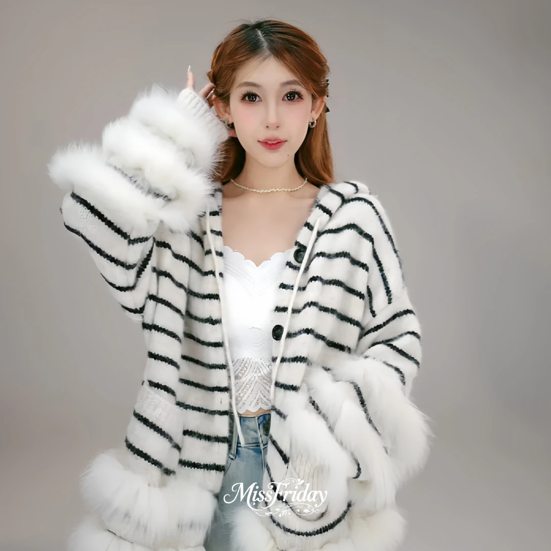 MissFriday｜高级感狐狸毛袖羊毛开衫连帽条纹针织皮草外套5748