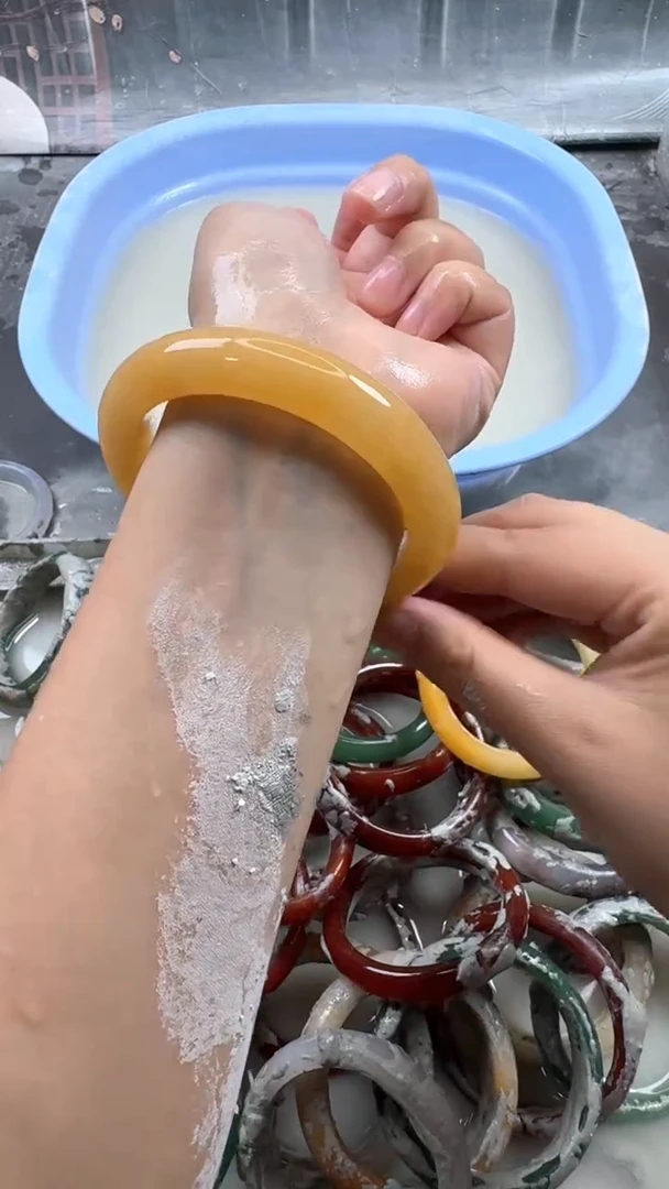 石英质玉手镯未镶嵌26 6364