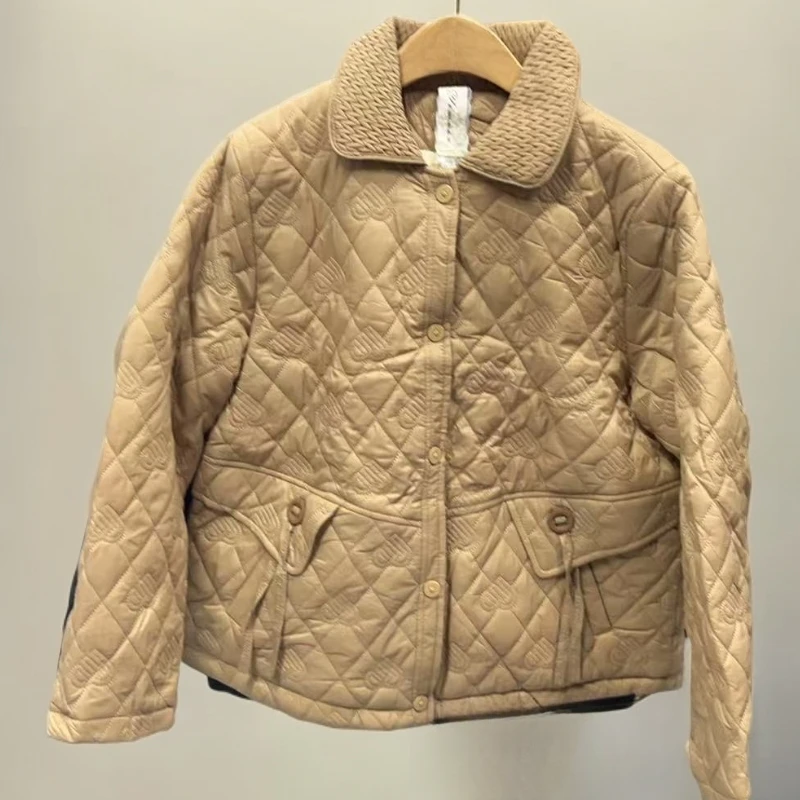 943-提花加绒休闲中老年女装短款棉衣纽扣时尚女款