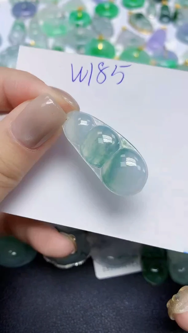 颈饰18K金镶嵌翡翠天然缅甸翡翠A货翡翠百元以上9元证书费自理