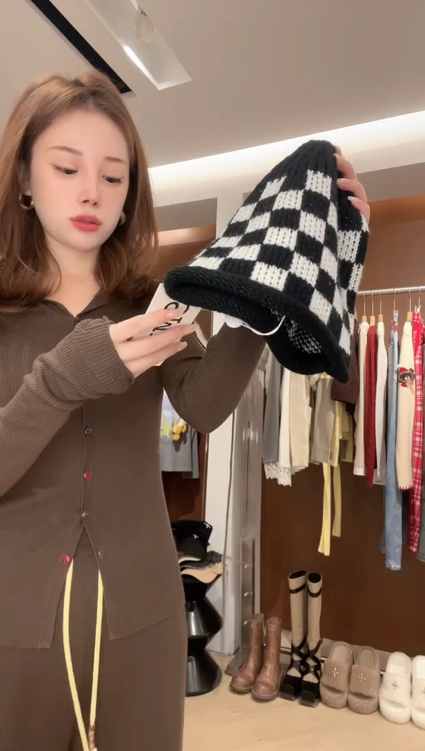 棋盘格针织帽原价680