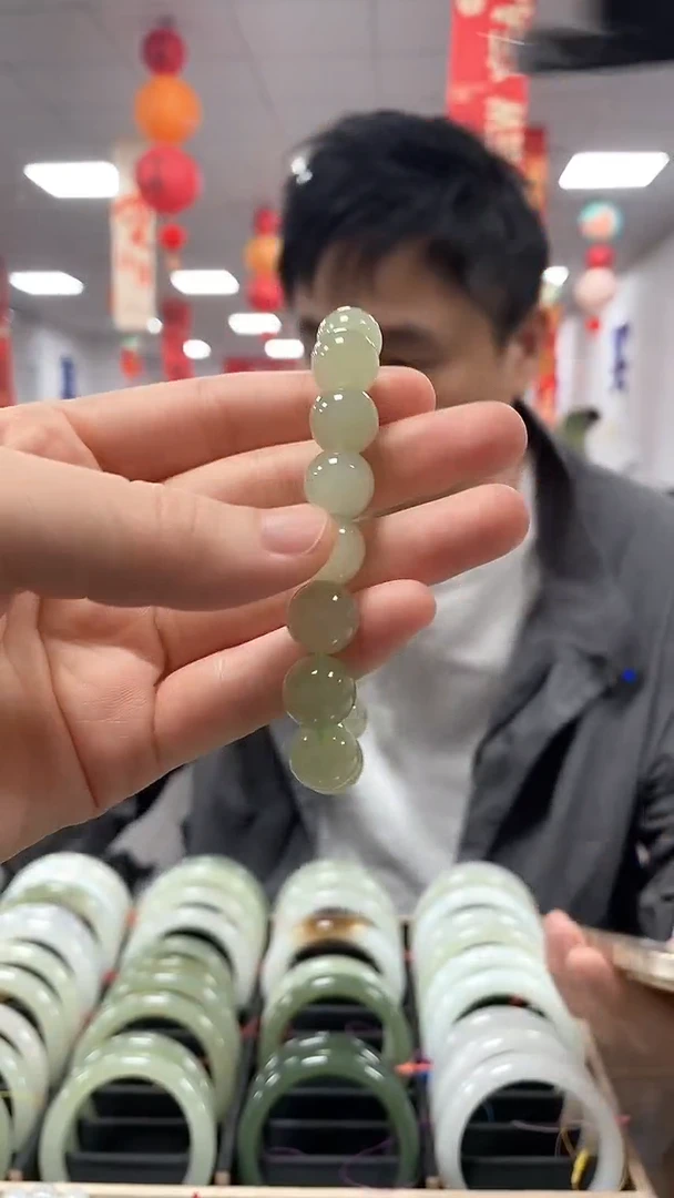【闪购商品】和田玉手链未镶嵌翠胶猫卡12手串一条