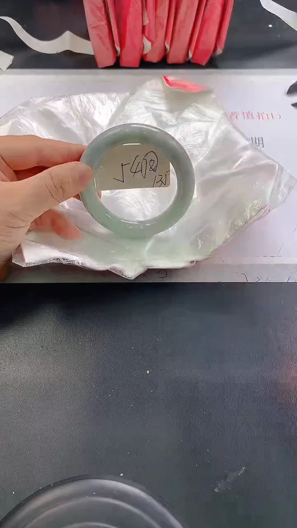 未镶嵌手镯翡翠135