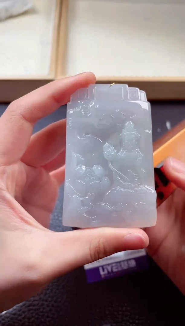 翡翠未镶嵌颈饰00002900观音