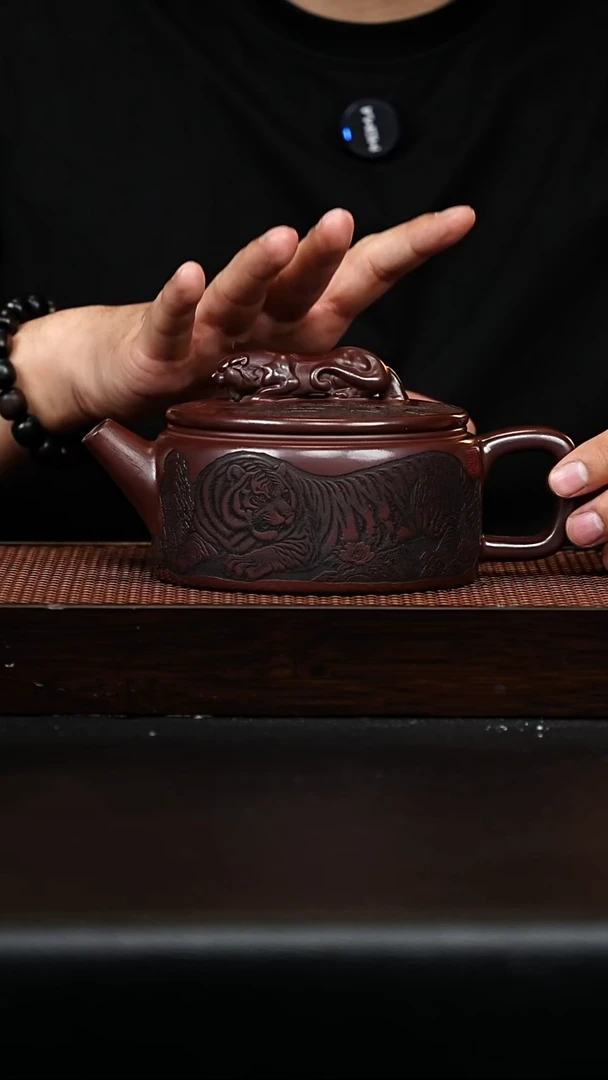 茶杯紫砂宜兴紫砂 卧虎藏龙 石红 李恒阳 h196
