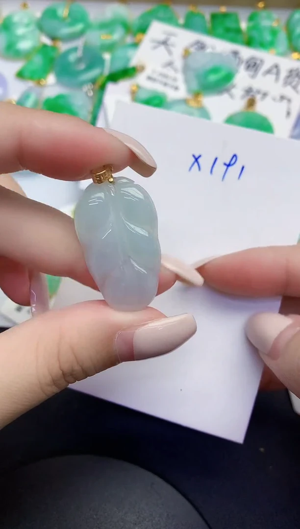颈饰未镶嵌翡翠缅甸天然翡翠A货